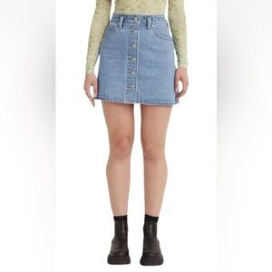 Levi's Women's Notch A-line Button Front Mini Skirt Size: 25